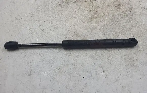 Volkswagen Bora Tailgate strut 