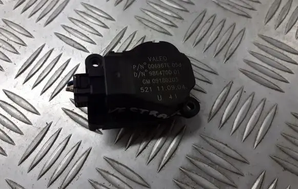 Opel Vectra C A/C air flow flap actuator/motor 09180203