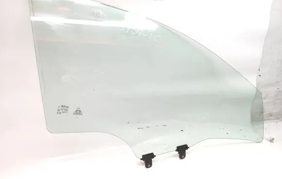 KIA Stonic Front door window glass four-door 43R016944 E000008 DOT748AS2M352