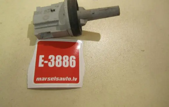 Interior temperature sensor