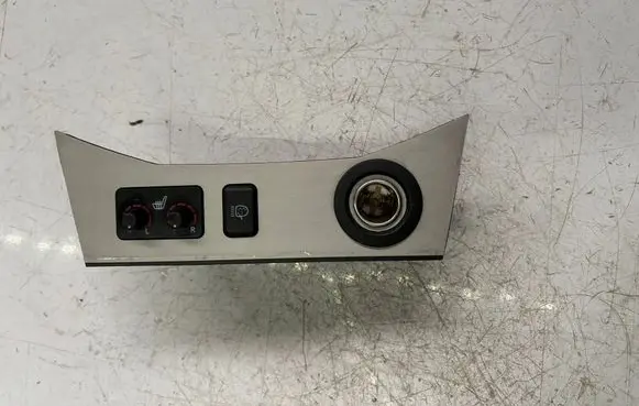 Lexus RX 330 - 350 - 400H Seat heating switch 453421