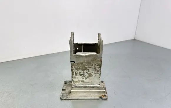 Porsche Macan (95B) Front bumper cross member 8R0807134D
