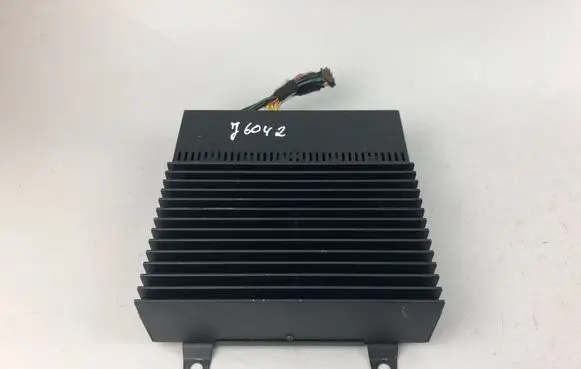 Jaguar S-Type Sound amplifier 2R8318C808BA 2R83-18C808-BA