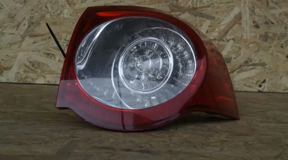 Volkswagen PASSAT B6 Rear/tail lights