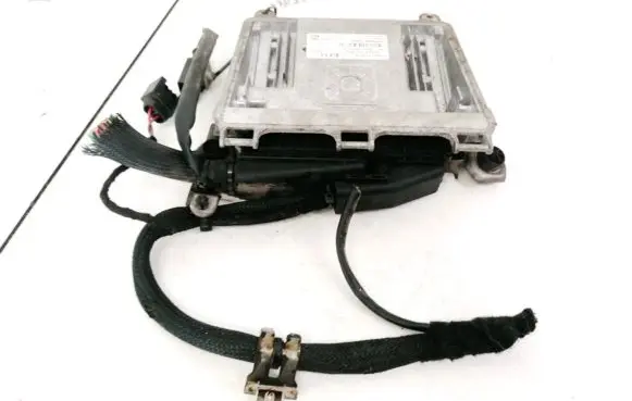 Mercedes-Benz B W245 Engine control unit/module A2661536479 A0014460440