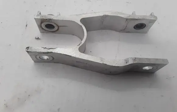 Volvo XC90 Engine mounting bracket 31339951
