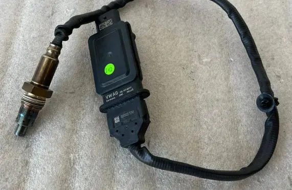 Skoda Superb B8 (3V) Lambda probe sensor 05L907807P