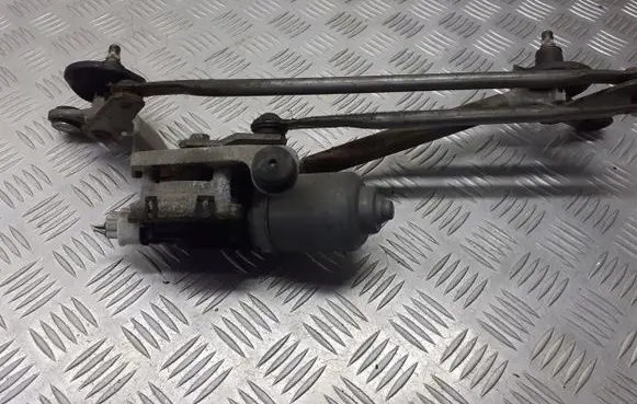 Toyota Yaris Front wiper linkage 85110-0D080