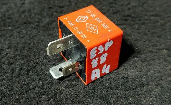 Renault Espace IV Other relay 7700844682A PA66GF30