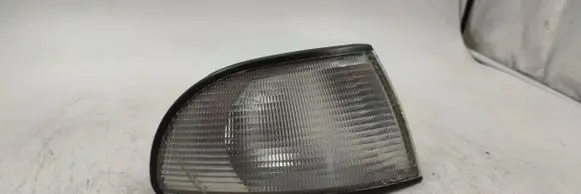 Audi A4 S4 B5 8D Front indicator light