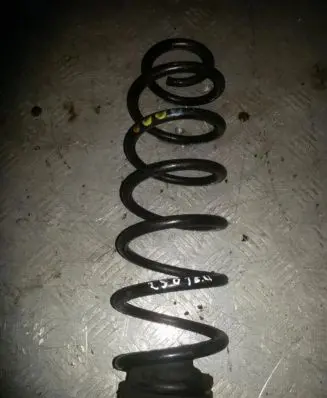 Volkswagen Polo Rear coil spring