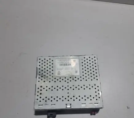 Mercedes-Benz C W205 Sound amplifier A2229003210 A2229048000 A2228226389