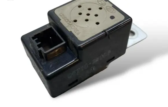Hyundai ix35 Horn signal 957103K000