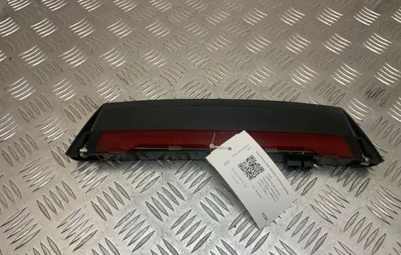 Audi A8 S8 D4 4H Third/center stoplight 4H0945097A