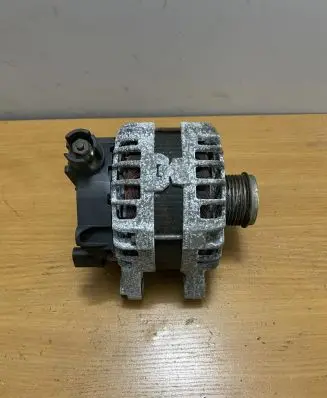 Land Rover Evoque I Generator/alternator EJ3210300AC