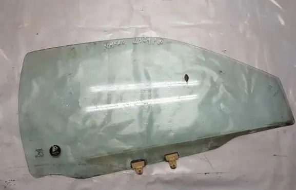 Nissan Almera Front door window glass four-door