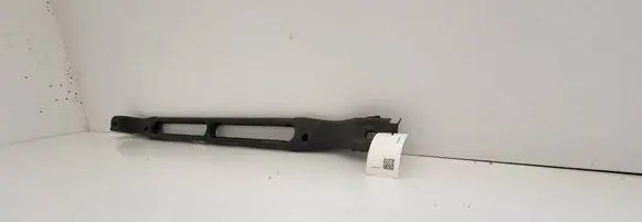 Volvo V60 Radiator support slam panel bracket