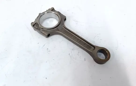Ford Focus Connecting rod/conrod RFCM5E6205AB
