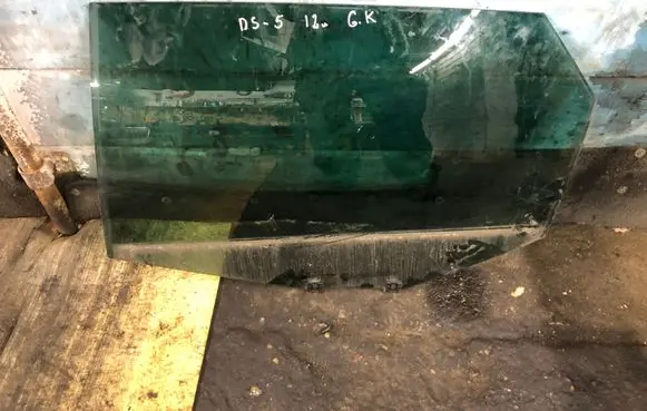 Citroen DS5 Rear door window glass