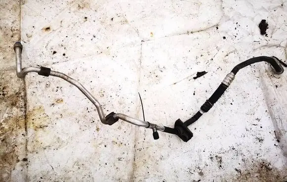 Air conditioning (A/C) pipe/hose