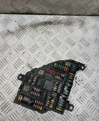 BMW 5 GT F07 Fuse module 9210857