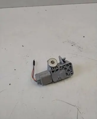 Renault Clio IV Airbag deployment crash/impact sensor 988339499R 191114 5WK44444