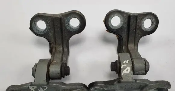 Volvo V50 Front door hinge set 30784890