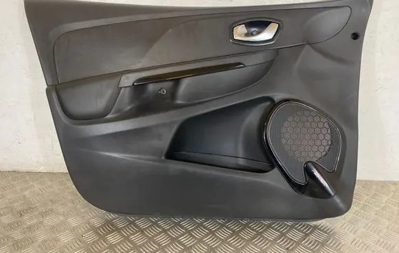 Renault Clio IV Front door card panel trim 809010602R 2297360 809018936R