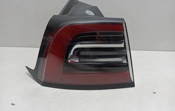 Tesla Model Y Rear/tail lights 150208600D