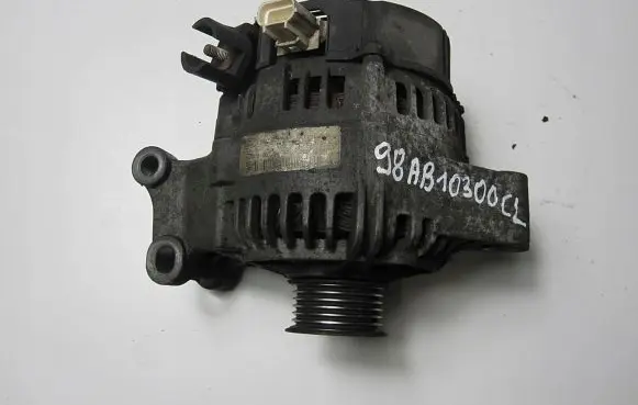 Ford Focus Generator/alternator 98AB10300CL
