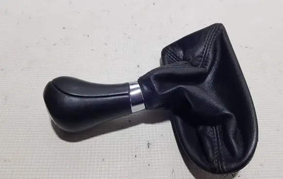 Mercedes-Benz E W211 Gear lever shifter trim leather/knob 2112670311DDE A2112670311