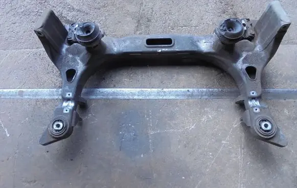 Jaguar XK8 - XKR Front axle beam MJE2232AA