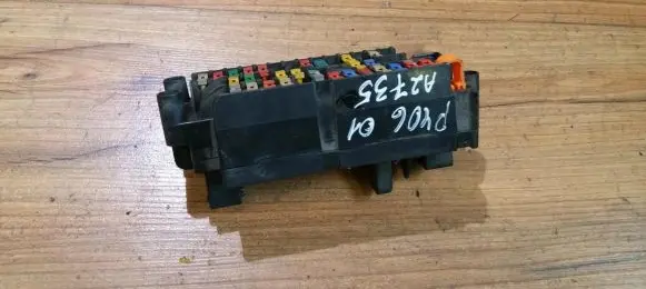 Peugeot 406 Fuse box set 9635518180 189028