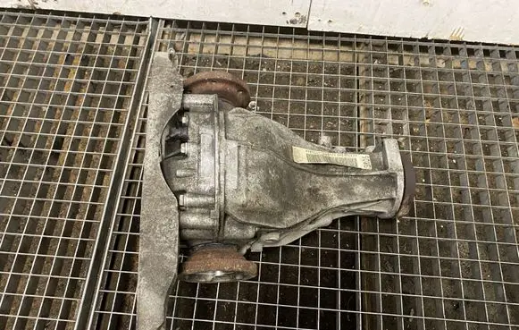 Audi A5 8T 8F Rear differential 8K0599287G 0AR525083B
