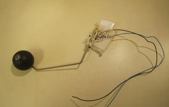 Fuel level sensor
