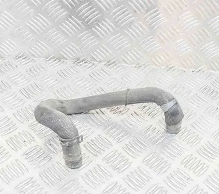 Volkswagen Golf VII Engine coolant pipe/hose