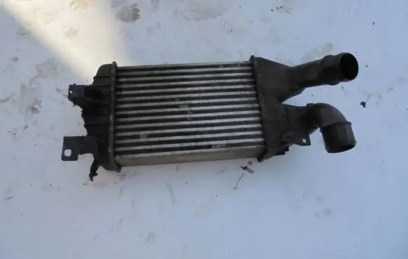Opel Zafira B Intercooler radiator