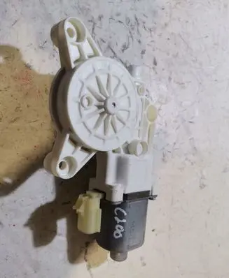 Chrysler 200 Rear door window regulator motor 0130822936