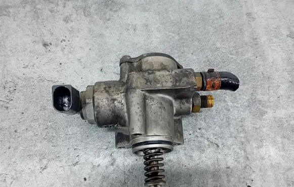 Fuel injection high pressure pump
