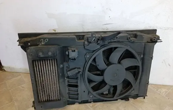 Citroen C4 II Radiator support slam panel