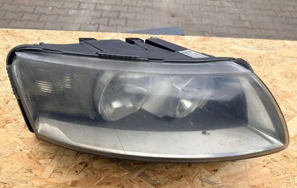 Audi A6 S6 C6 4F Headlight/headlamp 4F0941004C