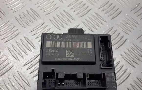 Audi A6 S6 C6 4F Door control unit/module 4F0959792B