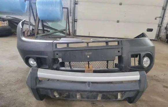 Renault Scenic I Front bumper 7700435879