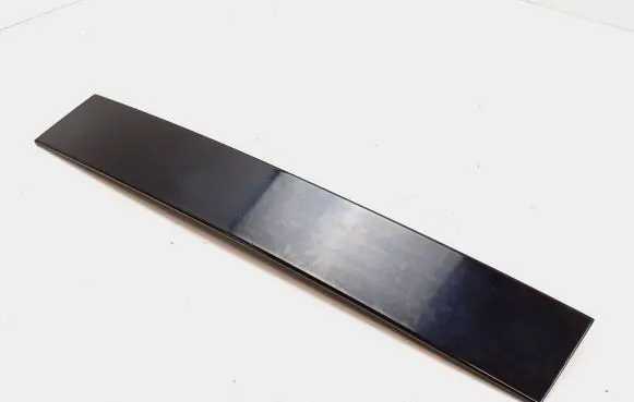 Mercedes-Benz GL X164 Rear side glass trim A1646700787