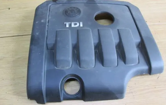 Skoda Octavia Mk2 (1Z) Engine cover (trim) 03G103925BG