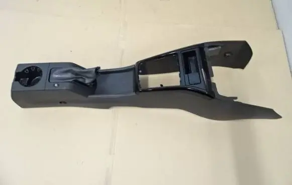 Opel Astra H Center console 