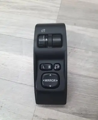 Subaru Forester SH Wing mirror switch