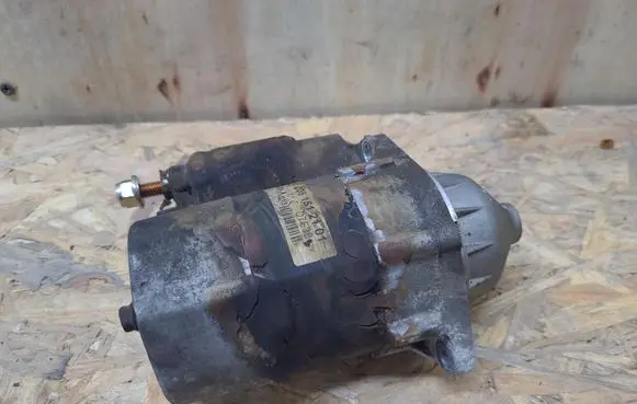 Mercedes-Benz B W245 Starter motor 0051512101