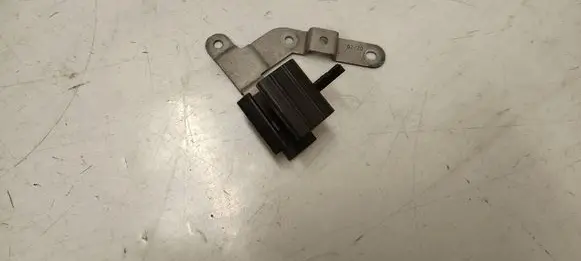 Porsche Cayenne (92A) Other engine bay part 1K0971858