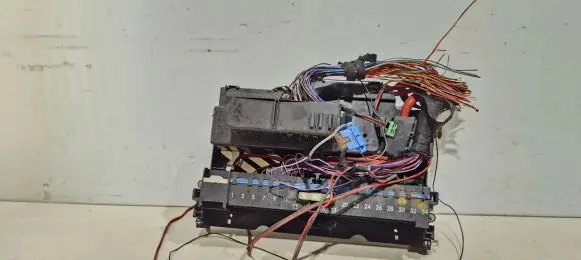 BMW X3 E83 Fuse box set 8364542